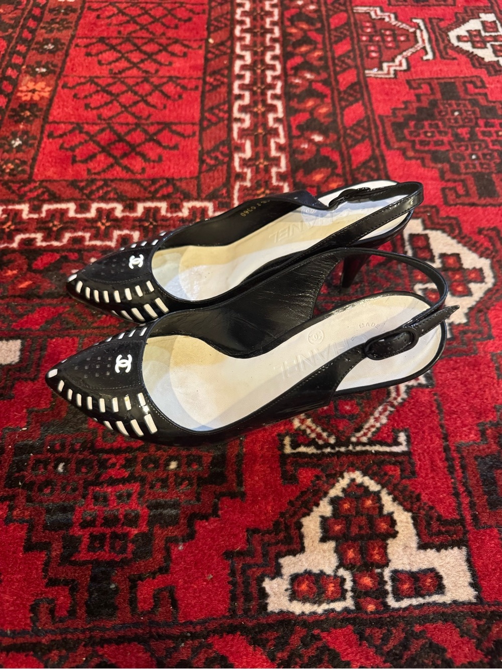 CHANEL Black & White Logo Slingback Heels 36.5 - Picture 4 of 7